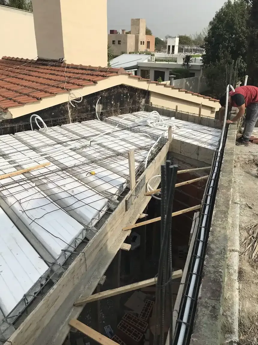 Losa en obra antes del hormigonado