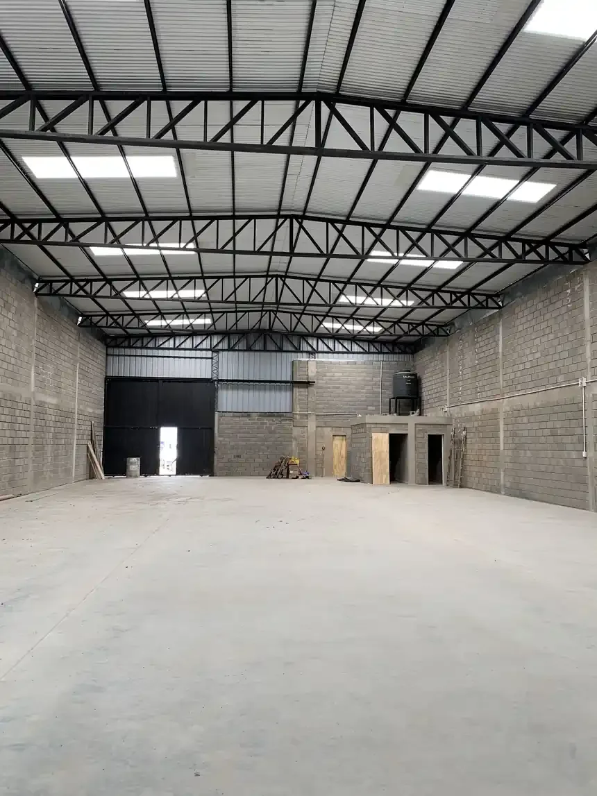 Interior de una nave terminada